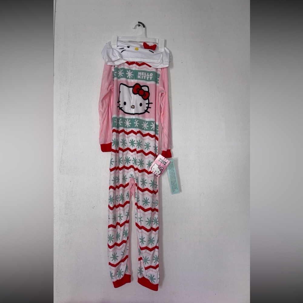 NWT Girls Hello Kitty onesie size 7/8
